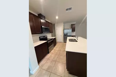 7363 Catania Loop, Clermont, FL 34714 - Photo 3