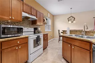 3648 Sandhill Crane Dr, Lakeland, FL 33811 - Photo 21