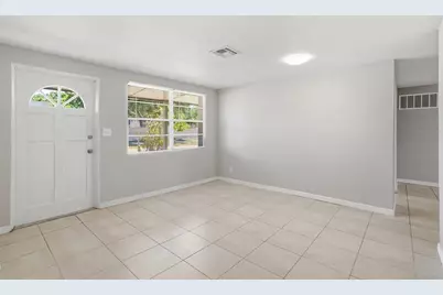 5711 64th Avenue N, Pinellas Park, FL 33781 - Photo 3