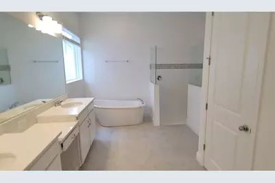 15142 Lake Bessie Loop, Winter Garden, FL 34787 - Photo 13