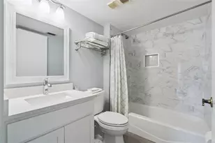 3008 Clubview Dr, Orlando, FL 32822 - Photo 19
