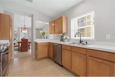 10635 Satinwood Circle, Orlando, FL 32825 - Photo 5