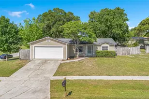 370 N Lake Ave, Apopka, FL 32703 - Photo 5