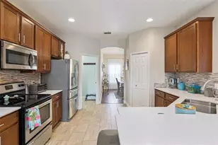 703 Cypress Oak Cir, Deland, FL 32720 - Photo 11