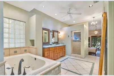 10577 Down Lakeview Circle, Windermere, FL 34786 - Photo 47