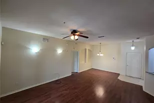 3001 Laurel Run Ln, Kissimmee, FL 34741 - Photo 5