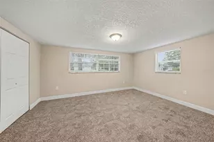 9141 Crabtree Ln, Port Richey, FL 34668 - Photo 9