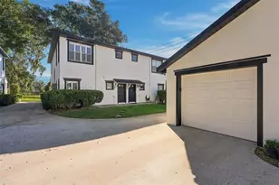2202 Elizabeth Ave, Orlando, FL 32804 - Photo 29