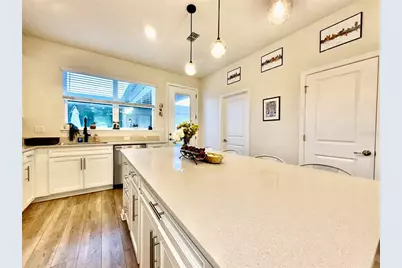 2208 Gopher Tortoise Terrace, Oakland, FL 34787 - Photo 11