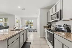 1006 August Sky Dr, Deltona, FL 32738 - Photo 7