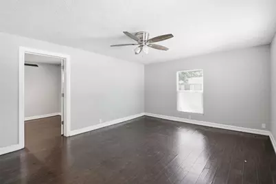 1410 E Waters Avenue, Tampa, FL 33604 - Photo 27