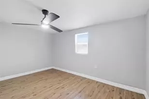 1410 E Waters Ave, Tampa, FL 33604 - Photo 21