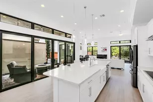 8436 Via Vittoria Way, Orlando, FL 32819 - Photo 7