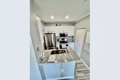 2652 Robert Trent Jones Drive #525, Orlando, FL 32835 - Photo 9