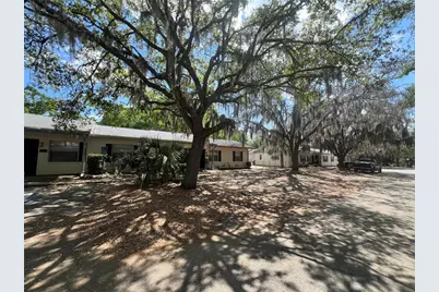 1000 E Caroline Street, Tavares, FL 32778 - Photo 9