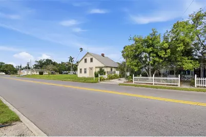 2513 16th Avenue W, Bradenton, FL 34205 - Photo 5