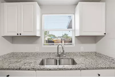 2717 13th Avenue S, Saint Petersburg, FL 33712 - Photo 13