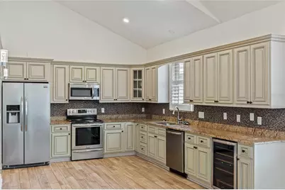 7284 Hawksnest Boulevard, Orlando, FL 32835 - Photo 5