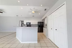 12567 SW Pembroke Cir N, Lake Suzy, FL 34269 - Photo 13