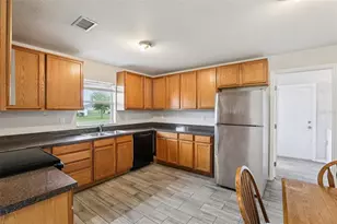 264 Chicago Ave W, Haines City, FL 33844 - Photo 9