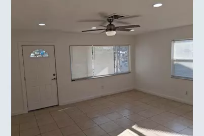 2843 13th Avenue N, Saint Petersburg, FL 33713 - Photo 3