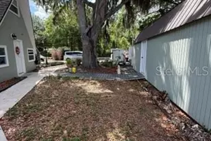 10424 Lyons Ave, Lithia, FL 33547 - Photo 21