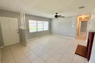 1203 N Lavon Ave, Kissimmee, FL 34741 - Photo 3