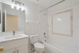 2704 E Central Blvd, Orlando, FL 32803 - Photo 15