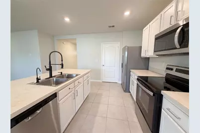 1818 Irby Court, Tavares, FL 32778 - Photo 13