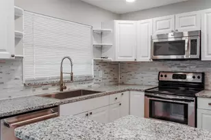 8311 Esperanza St, Orlando, FL 32817 - Photo 5