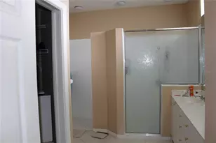 5019 E 88th Street Street E, Bradenton, FL 34211 - Photo 9