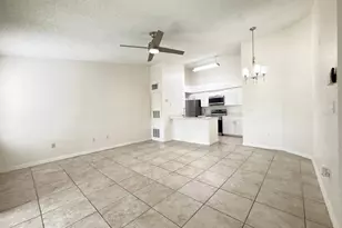 5028 Park Central Dr, Orlando, FL 32839 - Photo 7