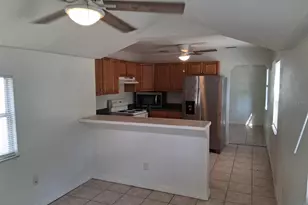 5000 20th St N, Saint Petersburg, FL 33714 - Photo 21