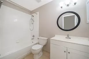 1036 Long Branch Ln, Oviedo, FL 32765 - Photo 25