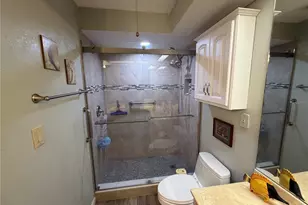 804 Palm Harbor Ct, Leesburg, FL 34748 - Photo 13