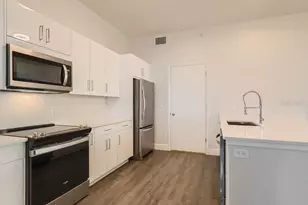 415 E Pine St, Orlando, FL 32801 - Photo 13