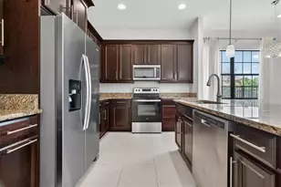 10429 Stapeley Dr, Orlando, FL 32832 - Photo 3