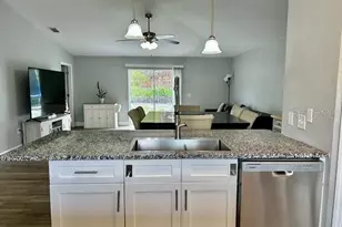 898 Farrington Dr, Deltona, FL 32725 - Photo 7