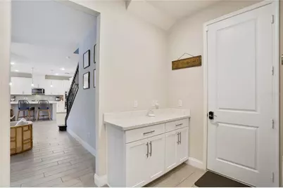 8414 Vivaro Isle Way, Windermere, FL 34786 - Photo 21