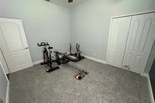 809 Straw Lake Dr, Brandon, FL 33510 - Photo 17