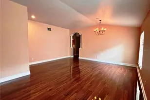 809 Straw Lake Dr, Brandon, FL 33510 - Photo 3