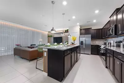 4322 Lana Avenue, Davenport, FL 33897 - Photo 11