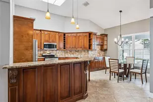 8045 Landgrove Ct, Orlando, FL 32819 - Photo 11