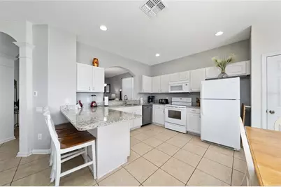 7803 Basnett Circle, Kissimmee, FL 34747 - Photo 9