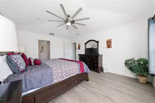 7803 Basnett Cir, Kissimmee, FL 34747 - Photo 17
