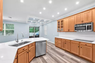 10638 Dawns Light Drive, Riverview, FL 33578 - Photo 19