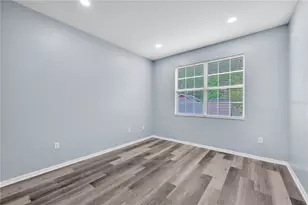 10638 Dawns Light Dr, Riverview, FL 33578 - Photo 13