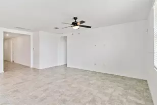 2772 San Marco Wy, Winter Haven, FL 33884 - Photo 11