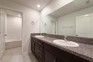 11849 Blackeyed Susan Dr, Riverview, FL 33579 - Photo 33