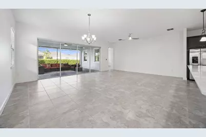 5013 E Fountainwood Drive, Saint Cloud, FL 34772 - Photo 5